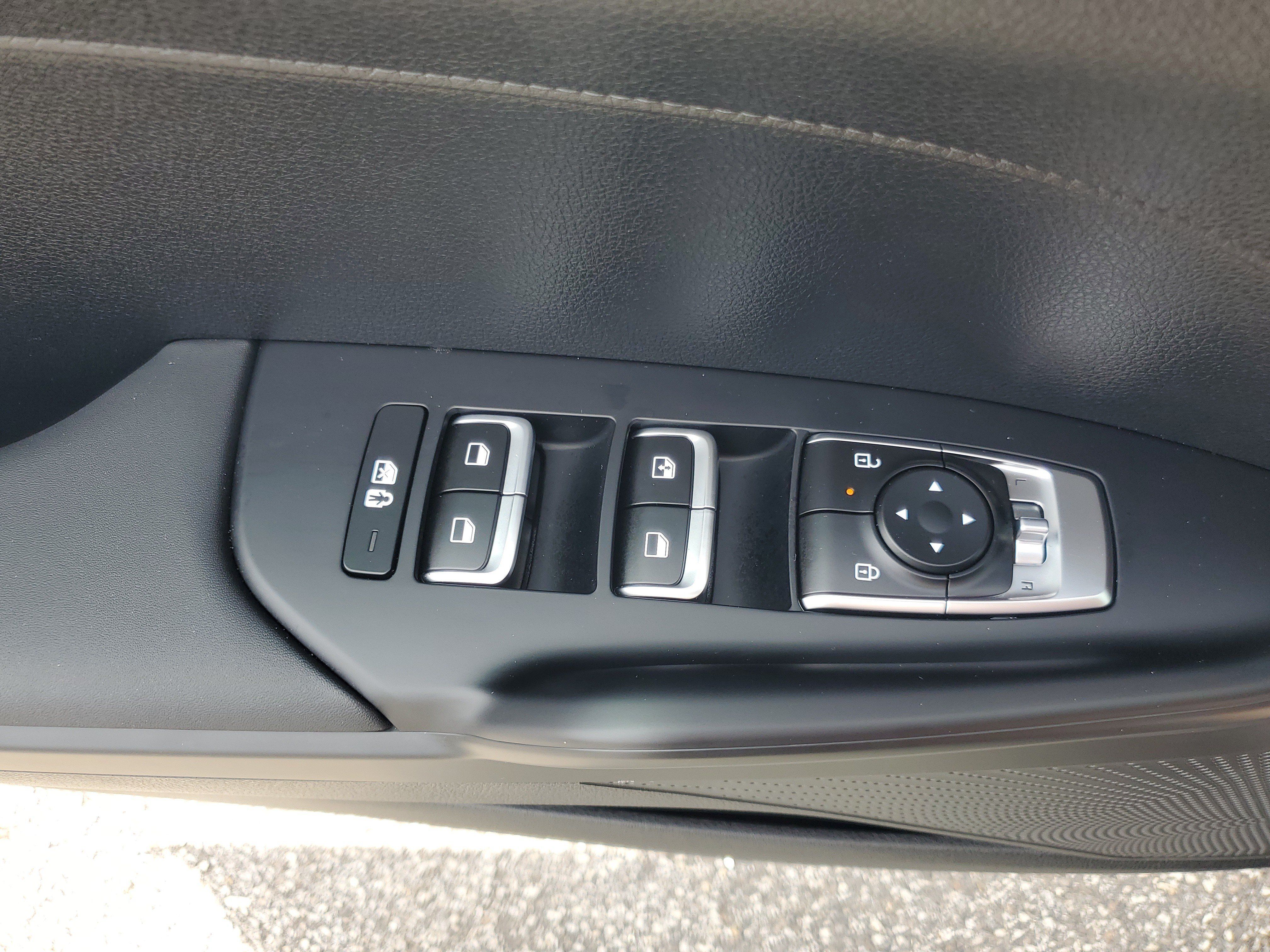 New 2026 Kia K5 LXS FWD image 30