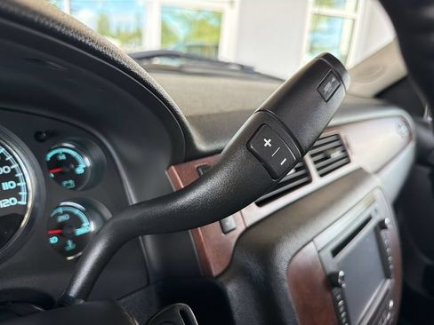 Used 2014 Chevrolet Silverado 2500 LTZ AWD/4WD image 17