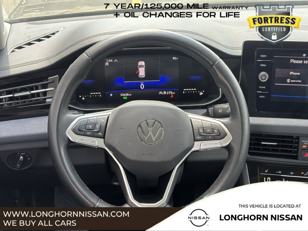 Used 2025 Volkswagen Jetta SE FWD image 11