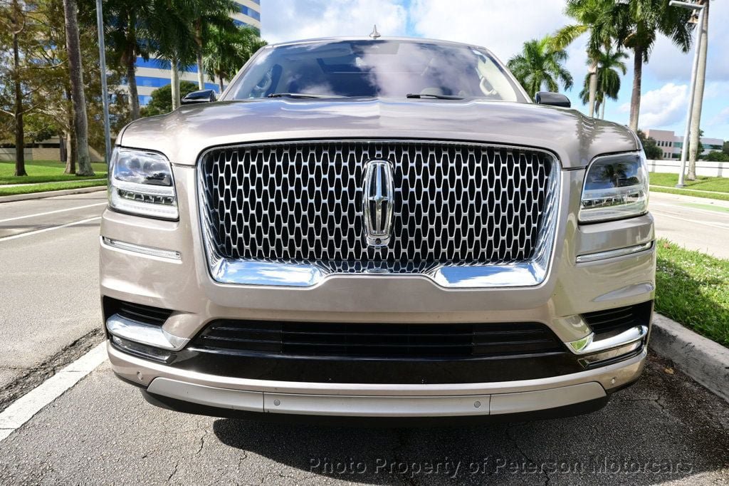 Used 2019 Lincoln Navigator Reserve w/ Cargo Package AWD/4WD image 8