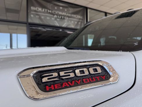 Used 2022 RAM 2500 Tradesman AWD/4WD image 2
