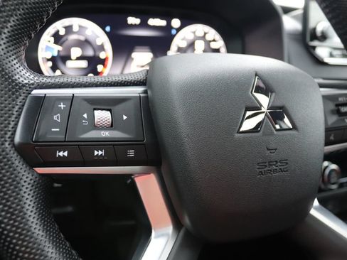 Used 2023 Mitsubishi Outlander SEL Black Edition AWD/4WD image 10