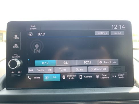 Used 2025 Honda Pilot TrailSport image 23