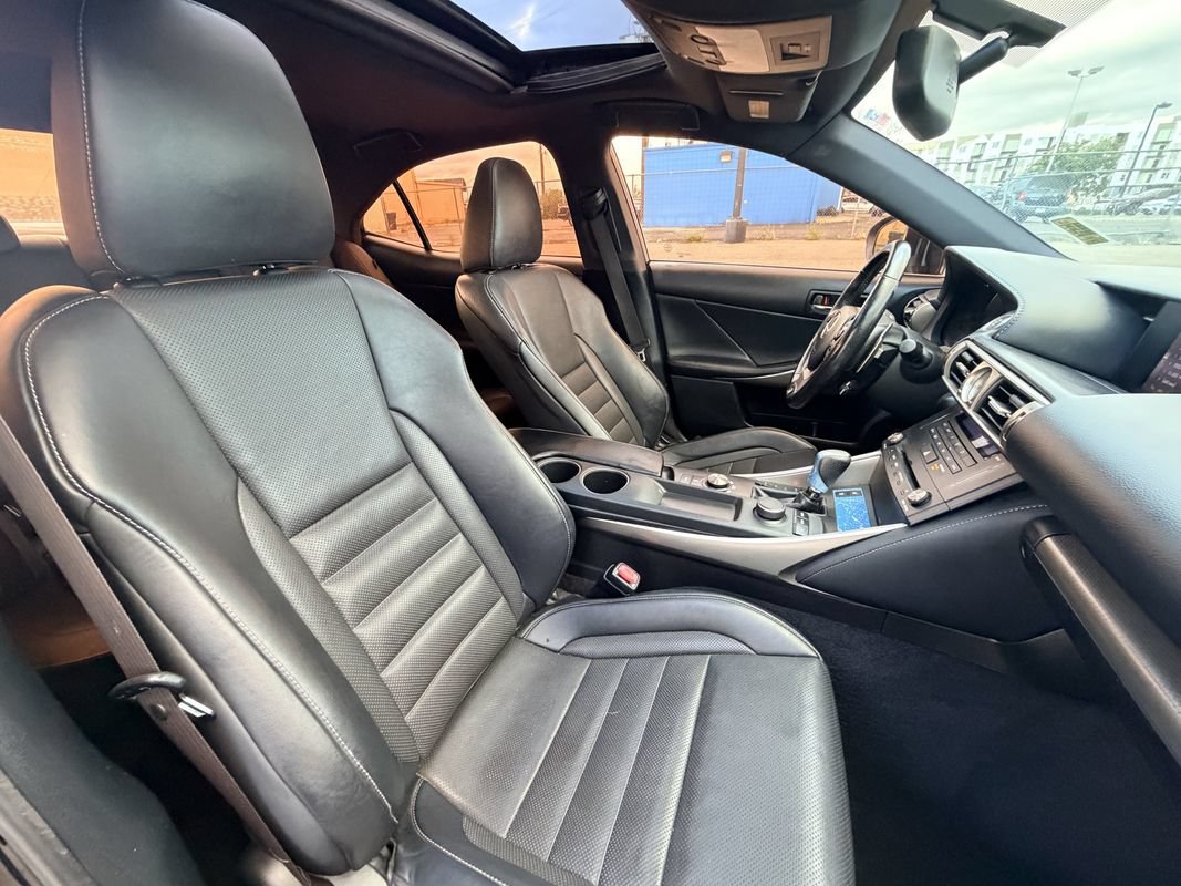 Used 2016 Lexus IS 200t w/ F Sport Package RWD image 13