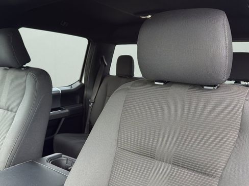 Used 2017 Ford F150 XLT w/ Equipment Group 302A Luxury RWD image 7