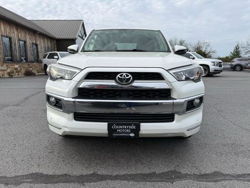 Used 2016 Toyota 4Runner Limited image 9
