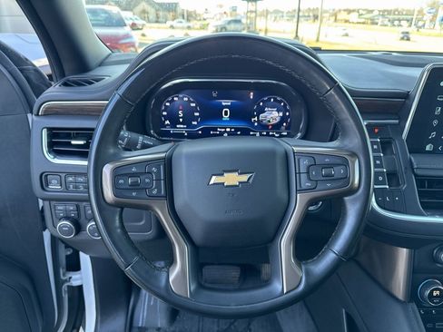 Certified 2023 Chevrolet Suburban High Country image 10