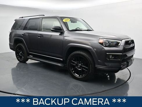 Used 2019 Toyota 4Runner Limited AWD/4WD image 2