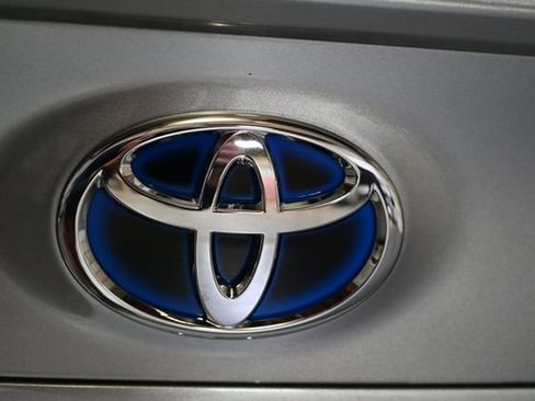 Used 2023 Toyota Camry SE FWD image 10