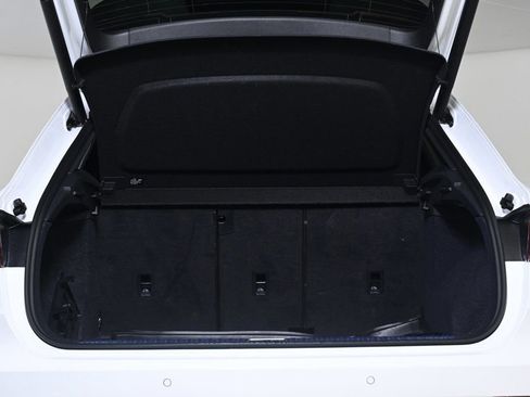 Used 2025 Audi Q3 2.0T Premium w/ Convenience Package image 21