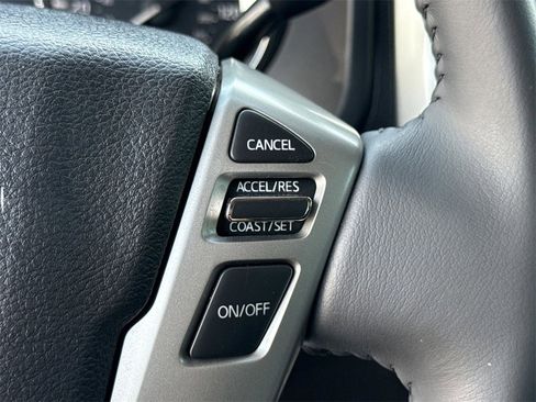 Certified 2017 Nissan Titan SV image 39