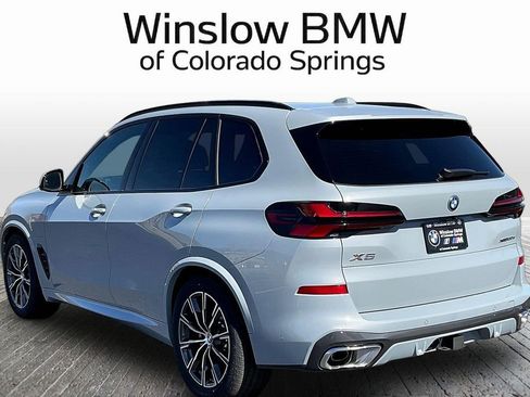 New 2026 BMW X5 xDrive50e w/ M Sport Package AWD/4WD image 4