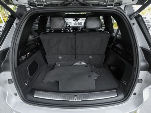 Used 2024 Jeep Grand Cherokee L Overland w/ Trailer Tow Package image 42