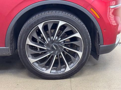 Used 2020 Lincoln Aviator Reserve w/ Equipment Group 202A AWD/4WD image 4