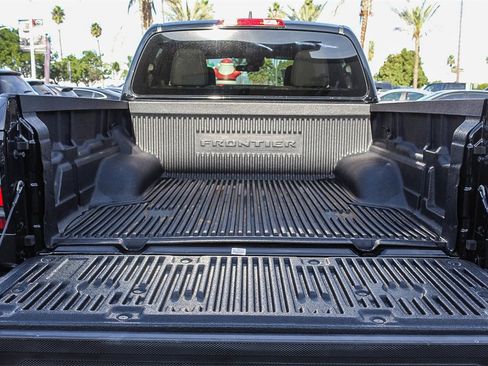 Used 2023 Nissan Frontier SV w/ Midnight Edition Package image 26