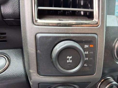 Used 2019 Ford F150 Raptor w/ Equipment Group 802A Luxury image 22