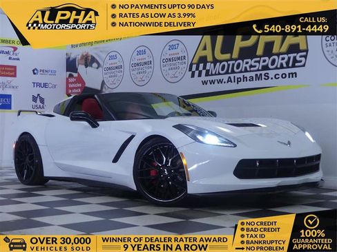 Used 2019 Chevrolet Corvette Stingray Coupe w/ Carbon Flash Badge Package RWD image 1