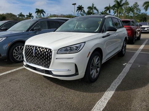 New 2026 Lincoln Corsair Grand Touring AWD/4WD image 2