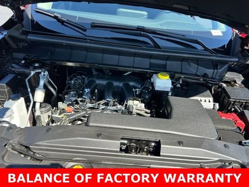 Used 2025 Nissan Pathfinder SV FWD image 11