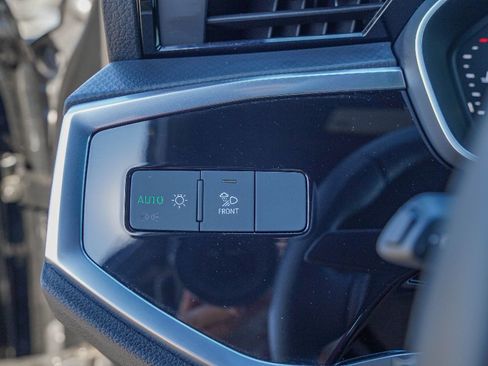 Certified 2025 Audi Q3 2.0T Premium Plus w/ Premium Plus Package image 20