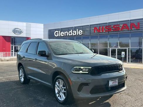 Used 2024 Dodge Durango GT AWD/4WD image 3