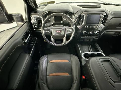 Used 2020 GMC Sierra 2500 AT4 w/ AT4 Premium Package AWD/4WD image 9