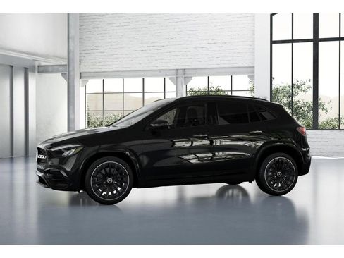 New 2026 Mercedes-Benz GLA 250 4MATIC image 36
