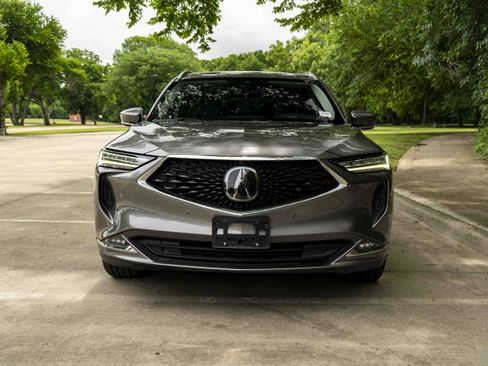 Used 2023 Acura MDX SH-AWD w/ Advance Package image 3