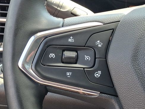 Used 2024 Chevrolet Trax ACTIV w/ Sunroof Package FWD image 21