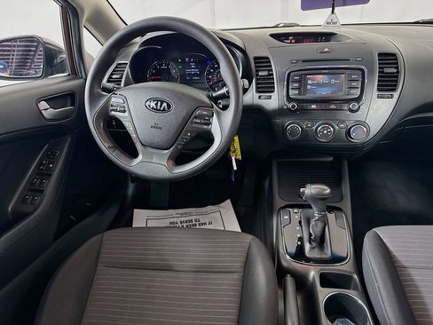 Used 2017 Kia Forte LX w/ LX Popular Package image 25