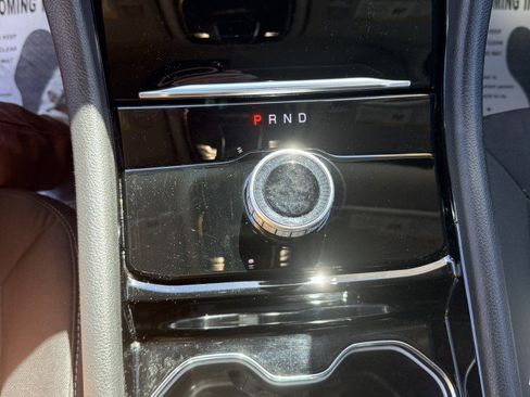 Used 2023 Jeep Grand Cherokee Laredo w/ Luxury Tech Group I image 13