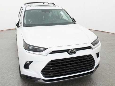 New 2026 Toyota Grand Highlander Limited image 58