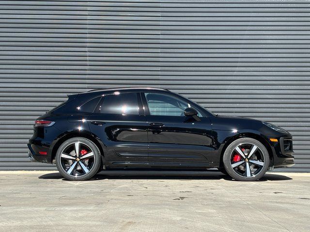 Certified 2026 Porsche Macan S AWD/4WD image 8