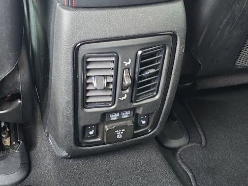 Used 2023 Dodge Durango R/T w/ Blacktop Package image 32