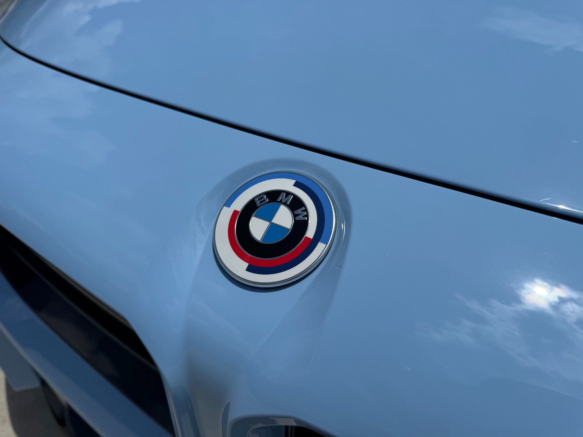 Used 2023 BMW M2 w/ Lighting Package RWD image 46