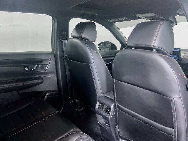 Certified 2025 Honda CR-V Sport-L image 8