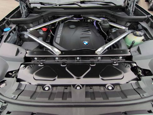 New 2027 BMW X7 xDrive40i w/ Executive Package AWD/4WD image 15