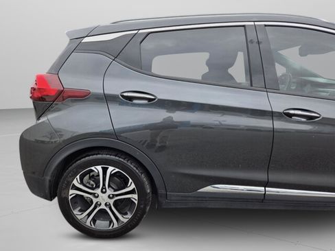 Used 2019 Chevrolet Bolt Premier w/ Infotainment Package image 33