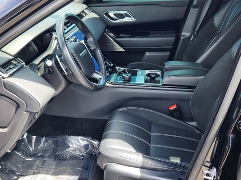 Used 2019 Land Rover Range Rover Velar R-Dynamic SE AWD/4WD image 19
