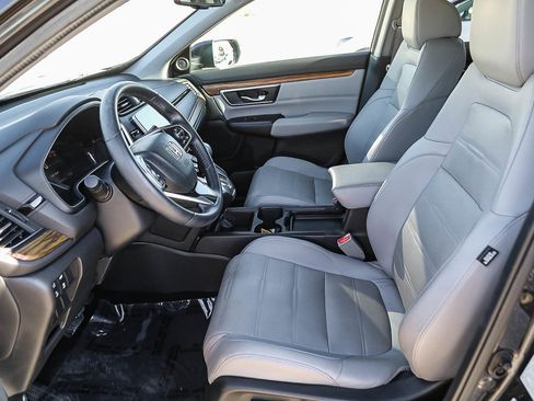 Used 2018 Honda CR-V Touring image 17