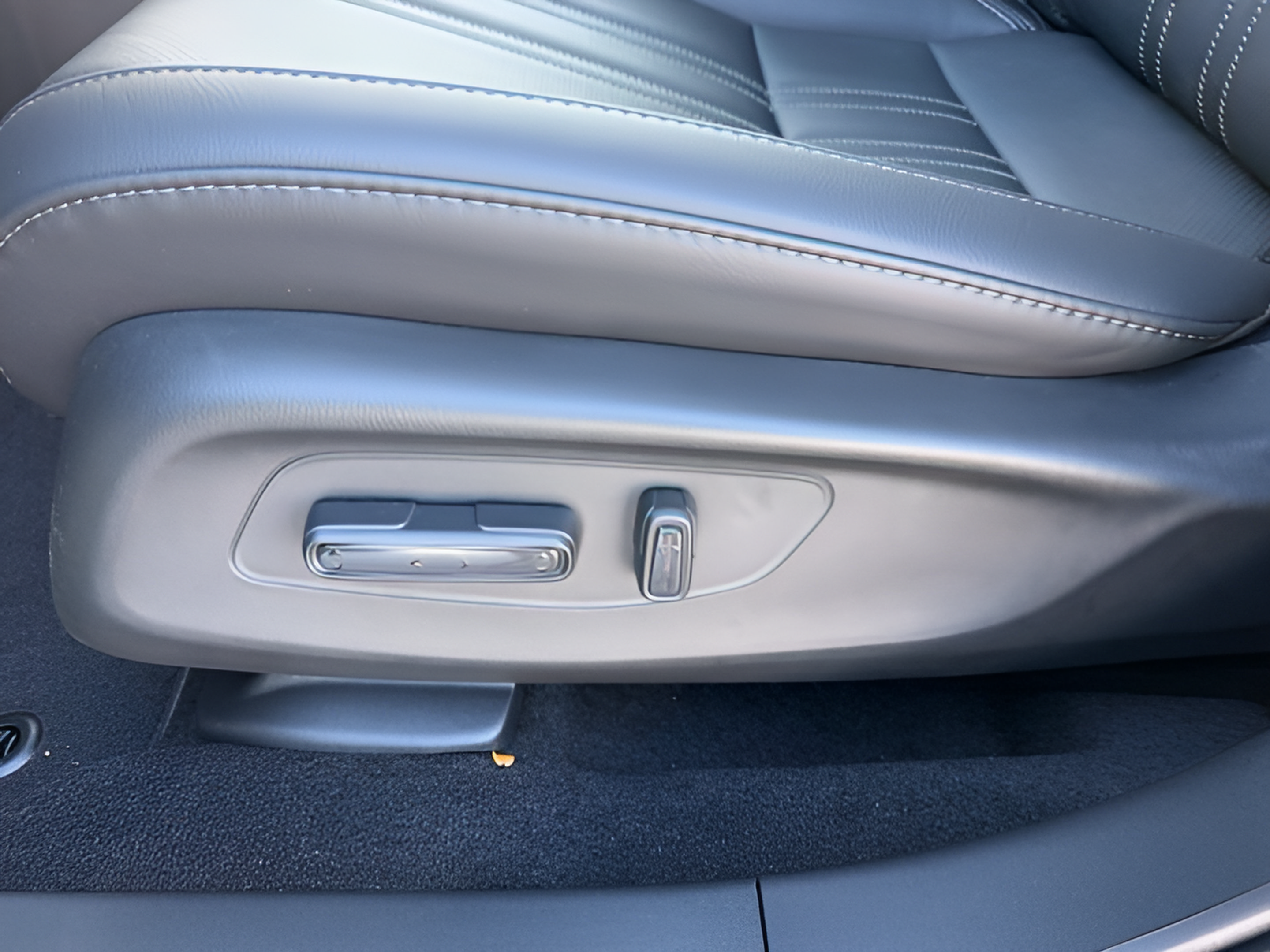New 2027 Honda HR-V EX-L image 23