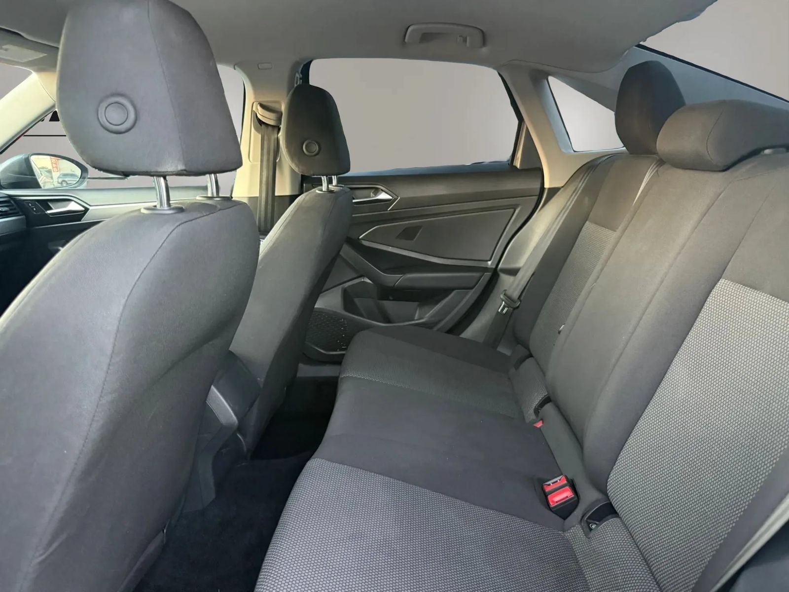 Used 2021 Volkswagen Jetta SE FWD image 27