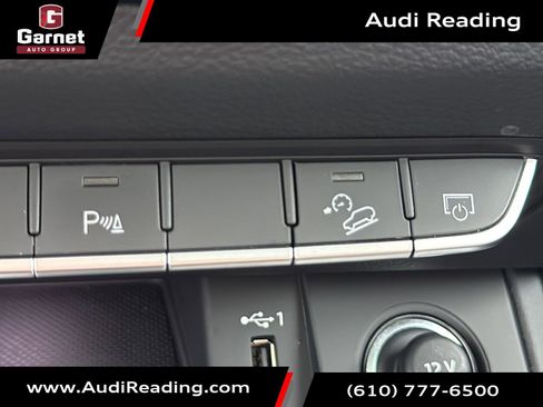 Used 2024 Audi SQ5 Premium image 23