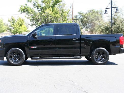 Used 2017 Chevrolet Silverado 1500 LTZ Z71 w/ LTZ Plus Package AWD/4WD image 7