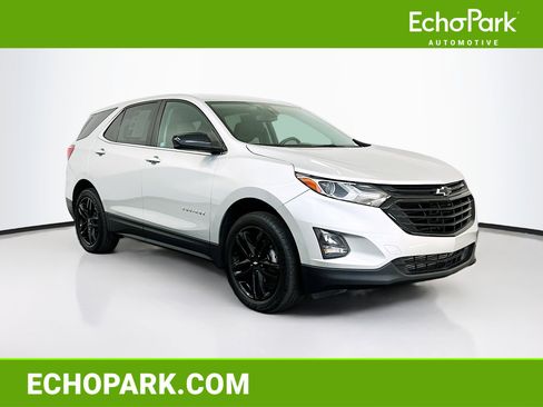Used 2021 Chevrolet Equinox LT image 1