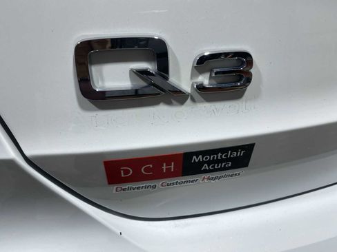 Used 2019 Audi Q3 2.0T Premium AWD/4WD image 7