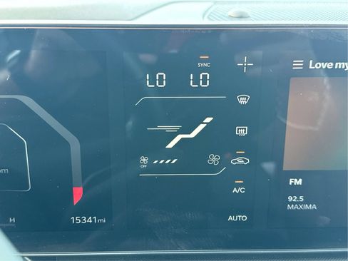 Used 2025 Kia K4 EX FWD image 31
