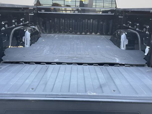 Used 2024 Chevrolet Silverado 1500 Custom Trail Boss image 8