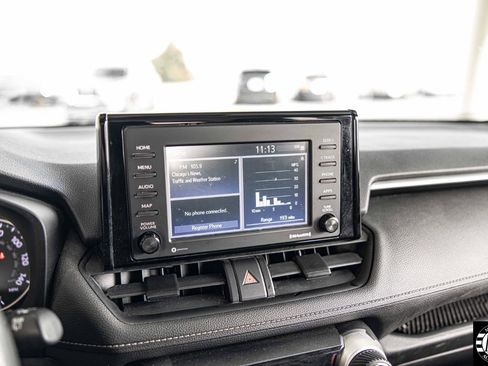 Used 2020 Toyota RAV4 XLE image 13