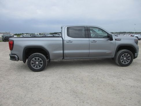 New 2026 GMC Sierra 1500 AT4 w/ AT4 Premium Package AWD/4WD image 3